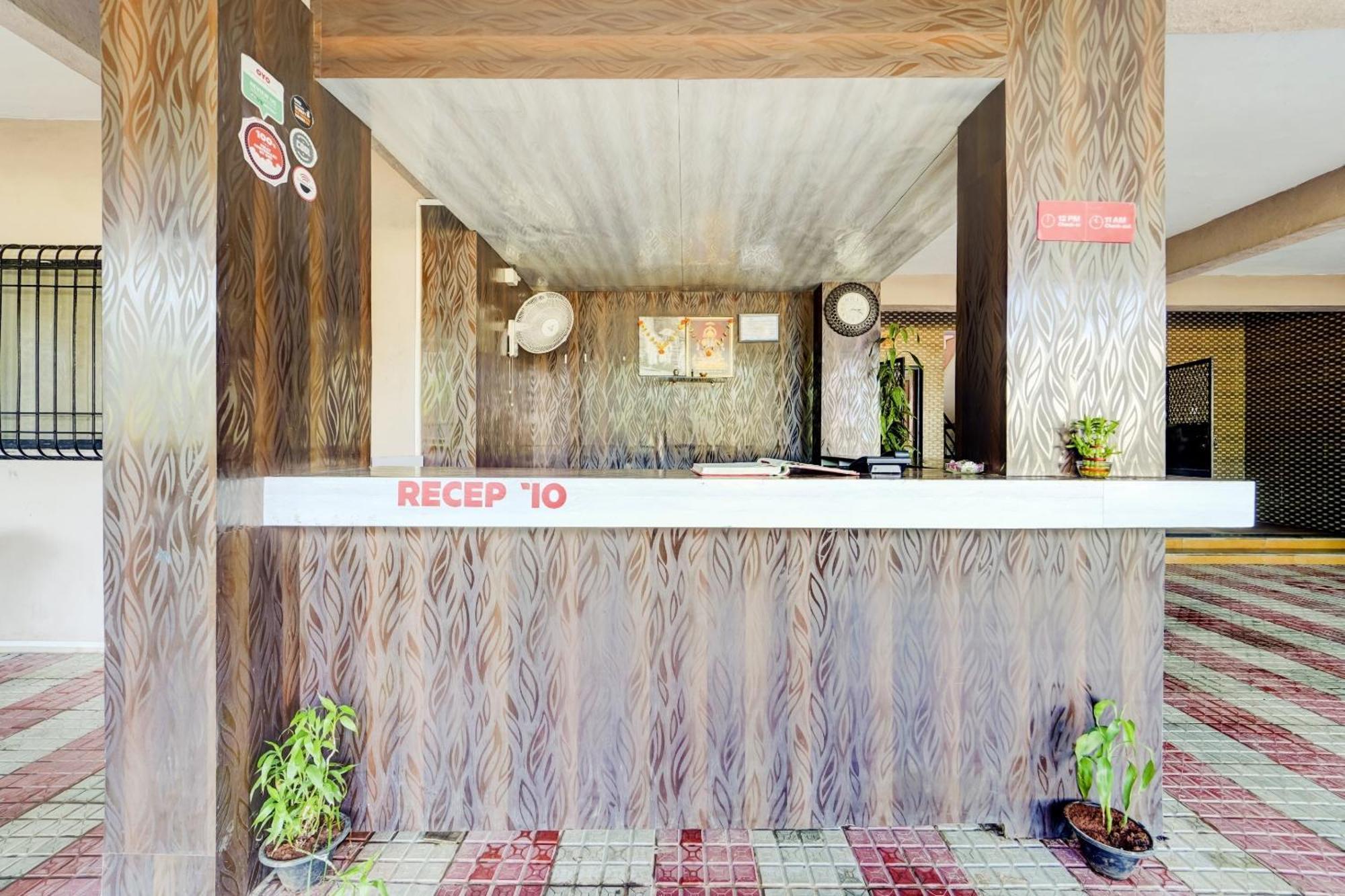 Hotel O Sai Residenci Lonavala Buitenkant foto